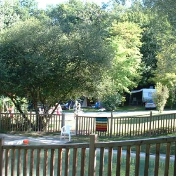 camping-le-pigeonnier-tursac-camap