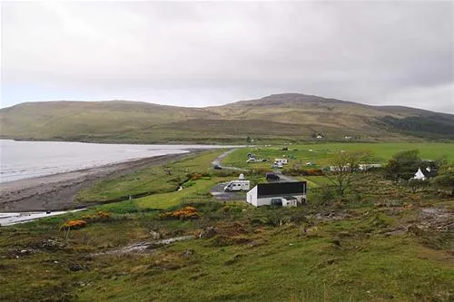 glenbrittle-campsite-carbostglenbrittle-dhskm