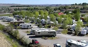 sleeping-bear-rv-park-lander-lhd90