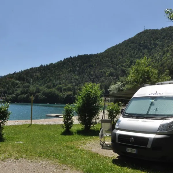 azzurro-pieve-di-ledro-fywqc