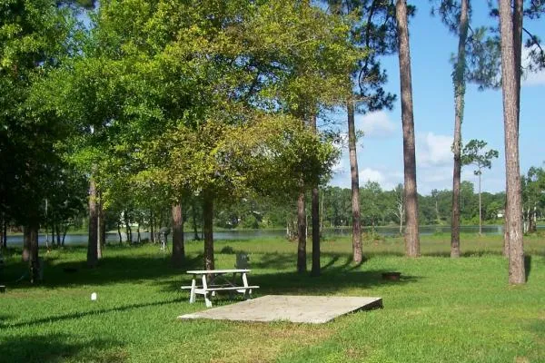 lake-waldena-resort-silver-springs-rl1ft