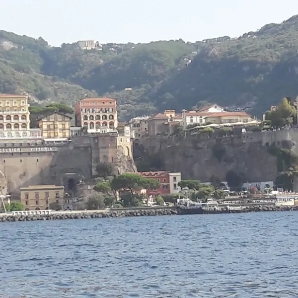 international-nube-dargento-sorrento-pokbw