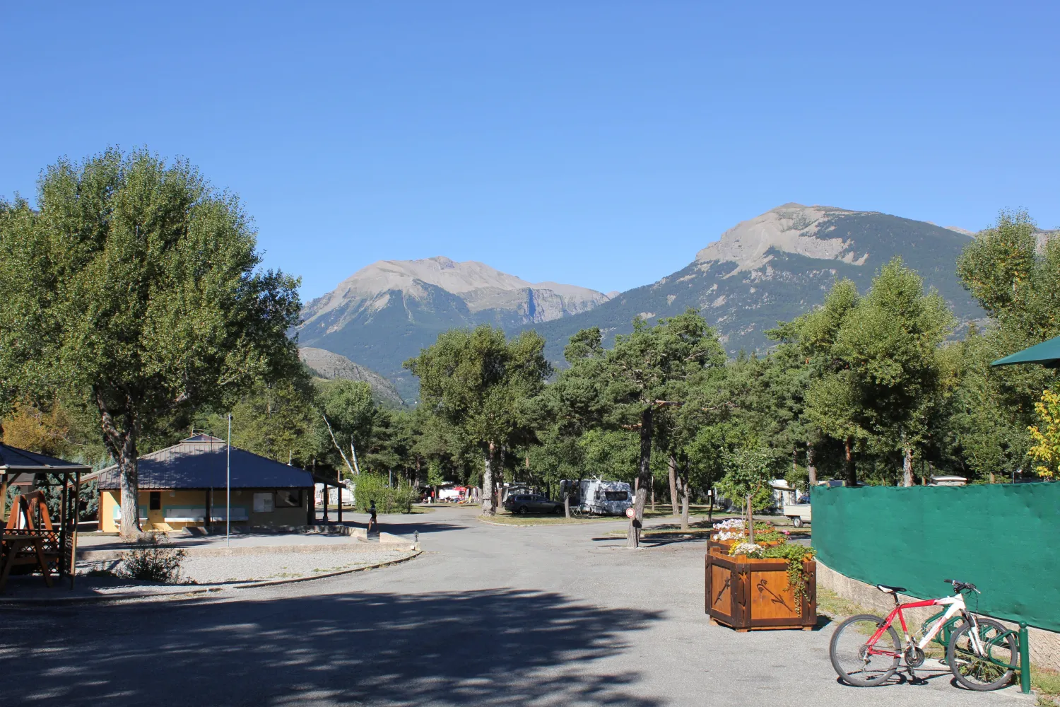 la-rochette-guillestre-dynw2