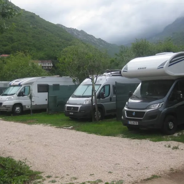 autocamp-naluka-morinj-h4pw5