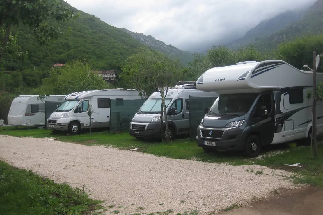 autocamp-naluka-morinj-zhpkf