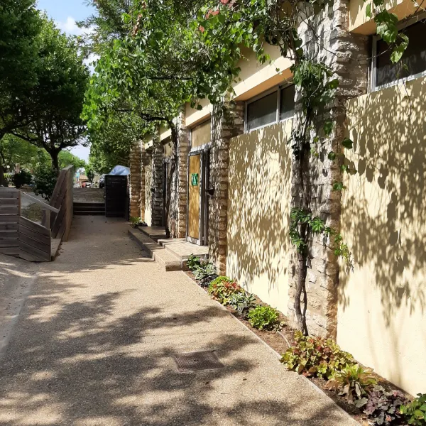 le-chauvieux-salavas-ardeche-nzgrt