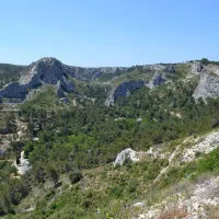 la-valleacutee-heureuse-orgon-bouches-du-rhone-zgpj7