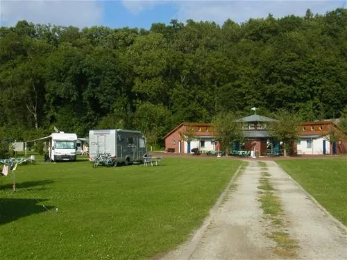 camping-an-der-rudelsburg-naumburg-ot-bad-ksen-ddtot