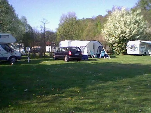 camping-an-der-rudelsburg-naumburg-ot-bad-ksen-hocwc