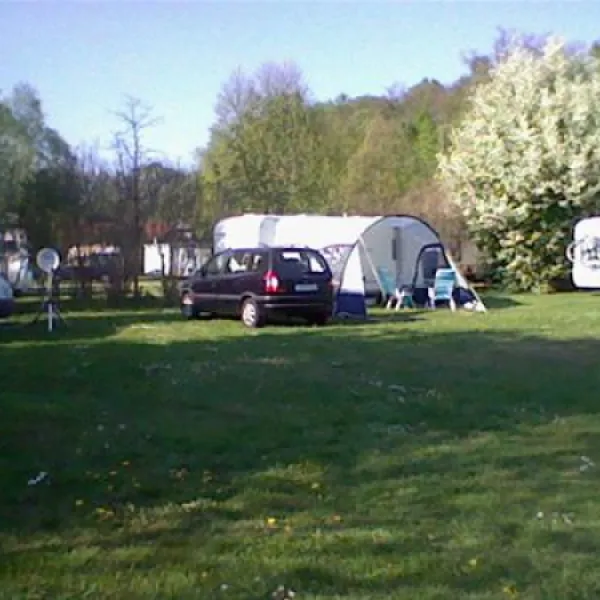 camping-an-der-rudelsburg-naumburg-ot-bad-ksen-hocwc