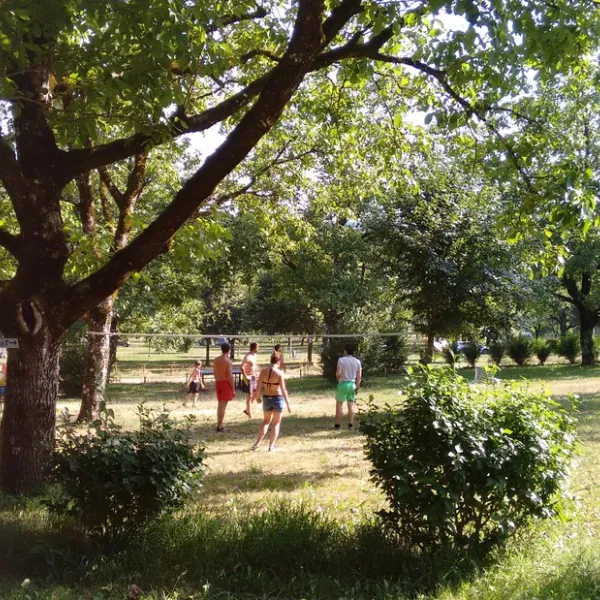 camping-la-berge-ombragee-brivezac-ixzrf