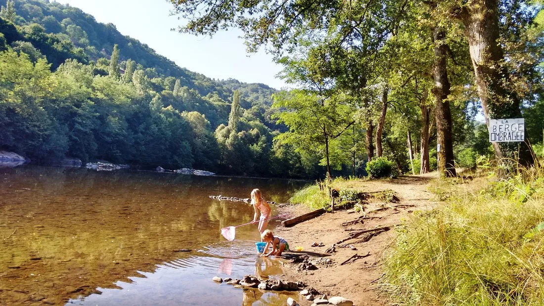 camping-la-berge-ombragee-brivezac-r5zzi