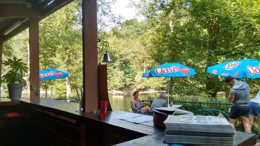 camping-la-berge-ombragee-brivezac-uzapg