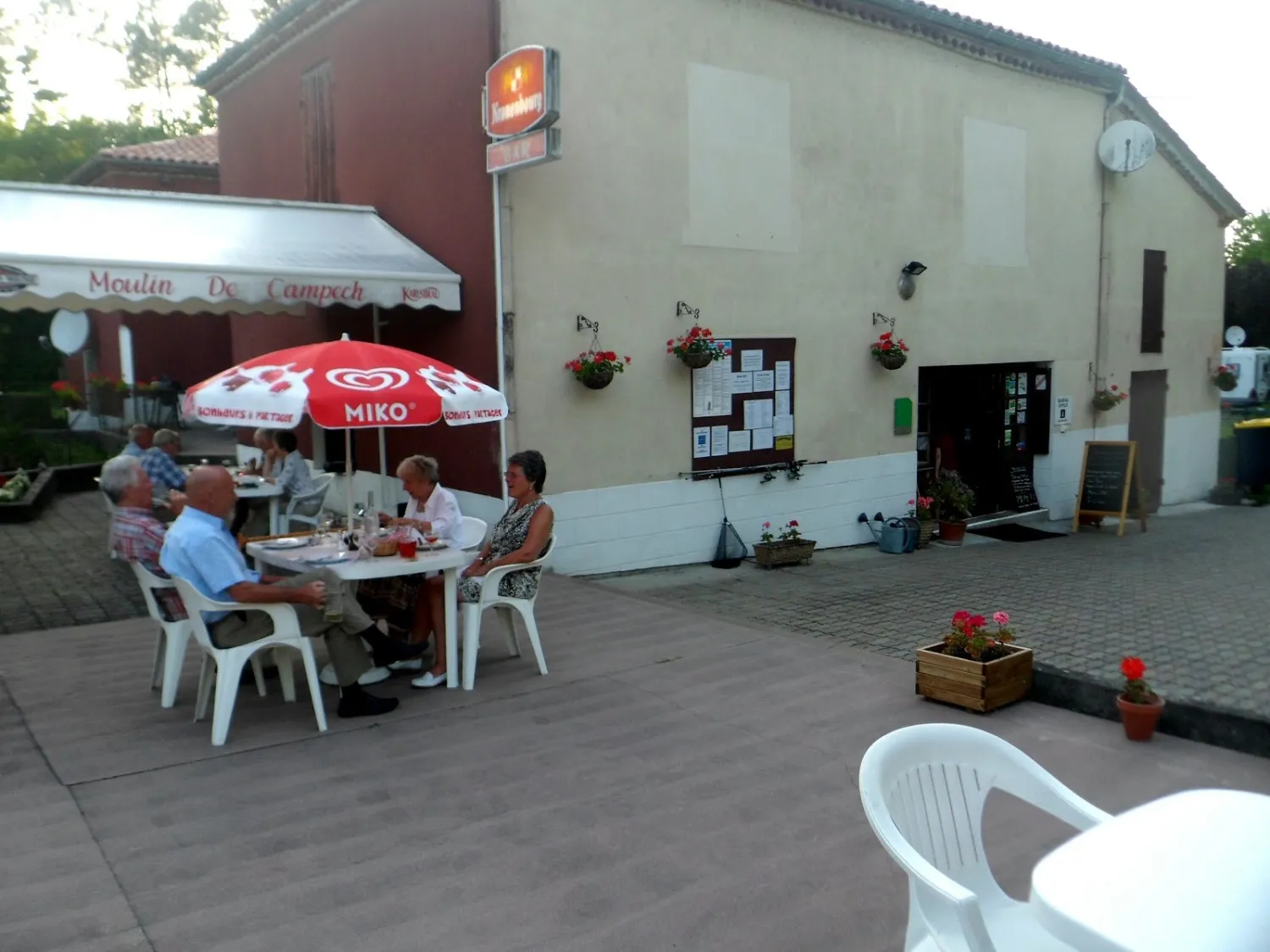 camping-moulin-de-campech-villefranche-du-queyran-haxok