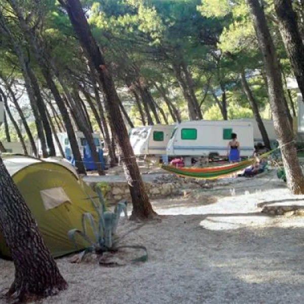 camping-jure-makarska-makarska-mlzyi
