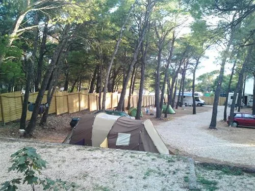 camping-jure-makarska-makarska-yvslq