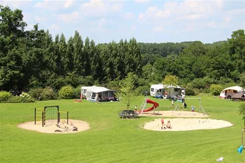 natuurkampeerterrein-hoeve-krekelberg-schinnen-jdr3h