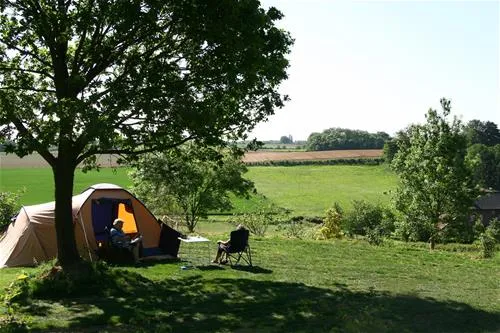 natuurkampeerterrein-hoeve-krekelberg-schinnen-vtm6u