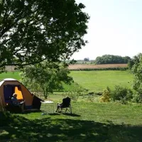natuurkampeerterrein-hoeve-krekelberg-schinnen-vtm6u