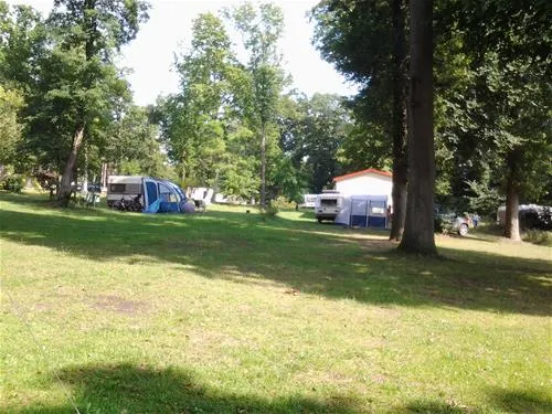 camping-dobbertiner-see-dobbertin-xgfel