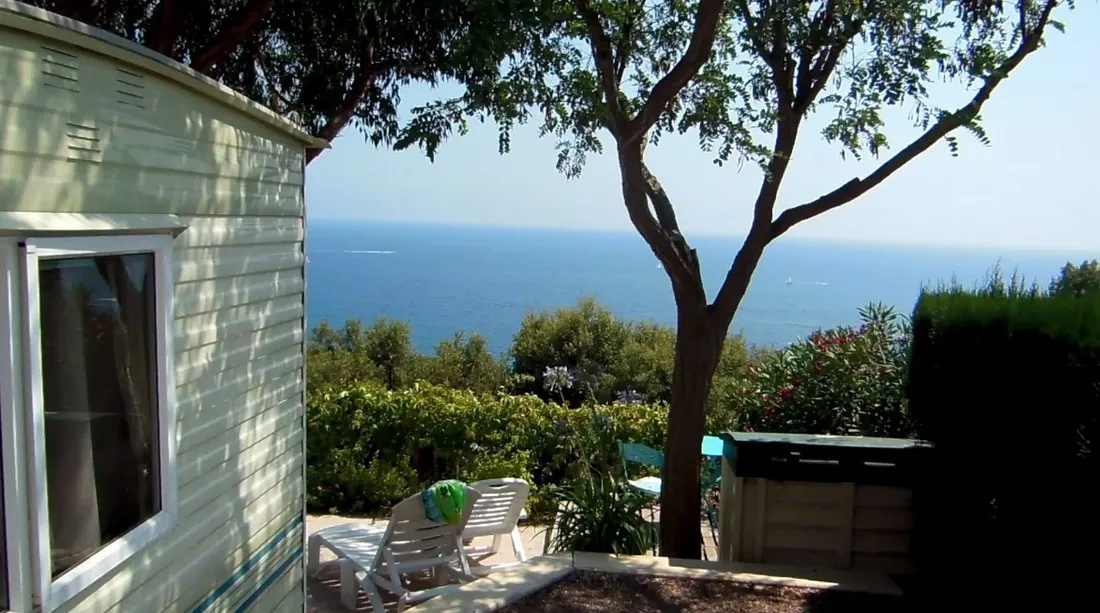 lile-dor-st-raphael-81wpw