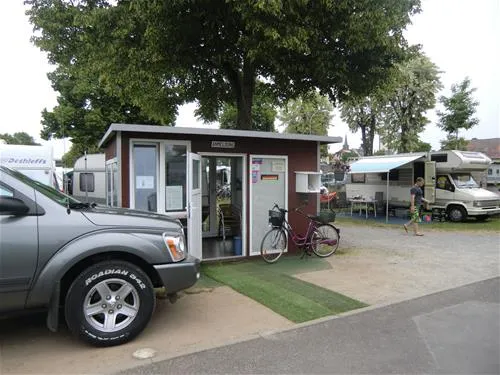camping-karlstadt-am-schwimmbad-karlstadt-kk62j