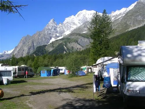 camping-grandes-jorasses-courmayeur-avn6s