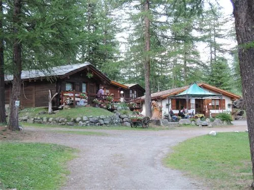 camping-grandes-jorasses-courmayeur-ktvza