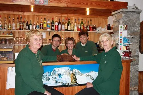 camping-grandes-jorasses-courmayeur-uklsi