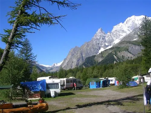 camping-grandes-jorasses-courmayeur-usony