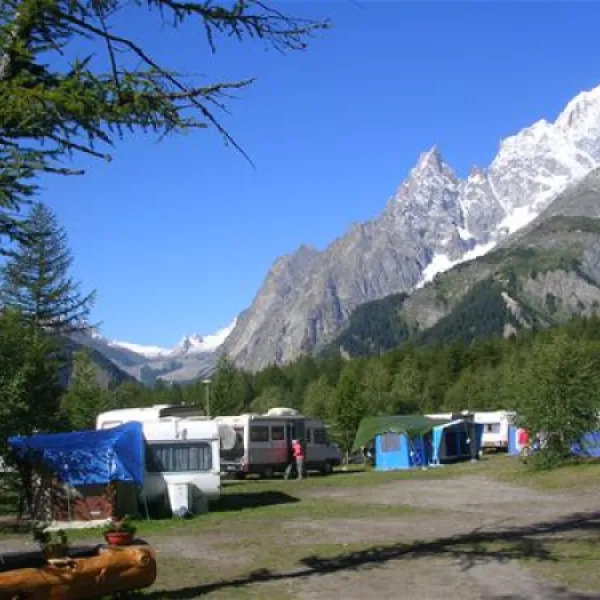 camping-grandes-jorasses-courmayeur-usony