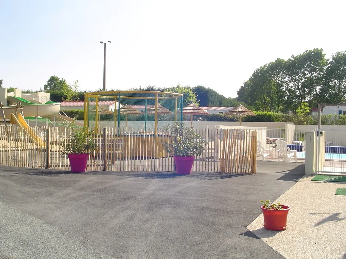 camping-de-la-motte-vendrennes-nblqd