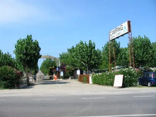 campeggio-sabbia-doro-montenero-di-bisaccia-xnchy