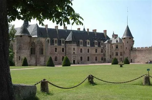 camping-municipal-de-lapalisse-lapalisse-vncgr