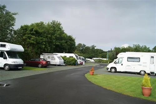 edinburgh-caravan-club-site-edinburgh-jmxpo