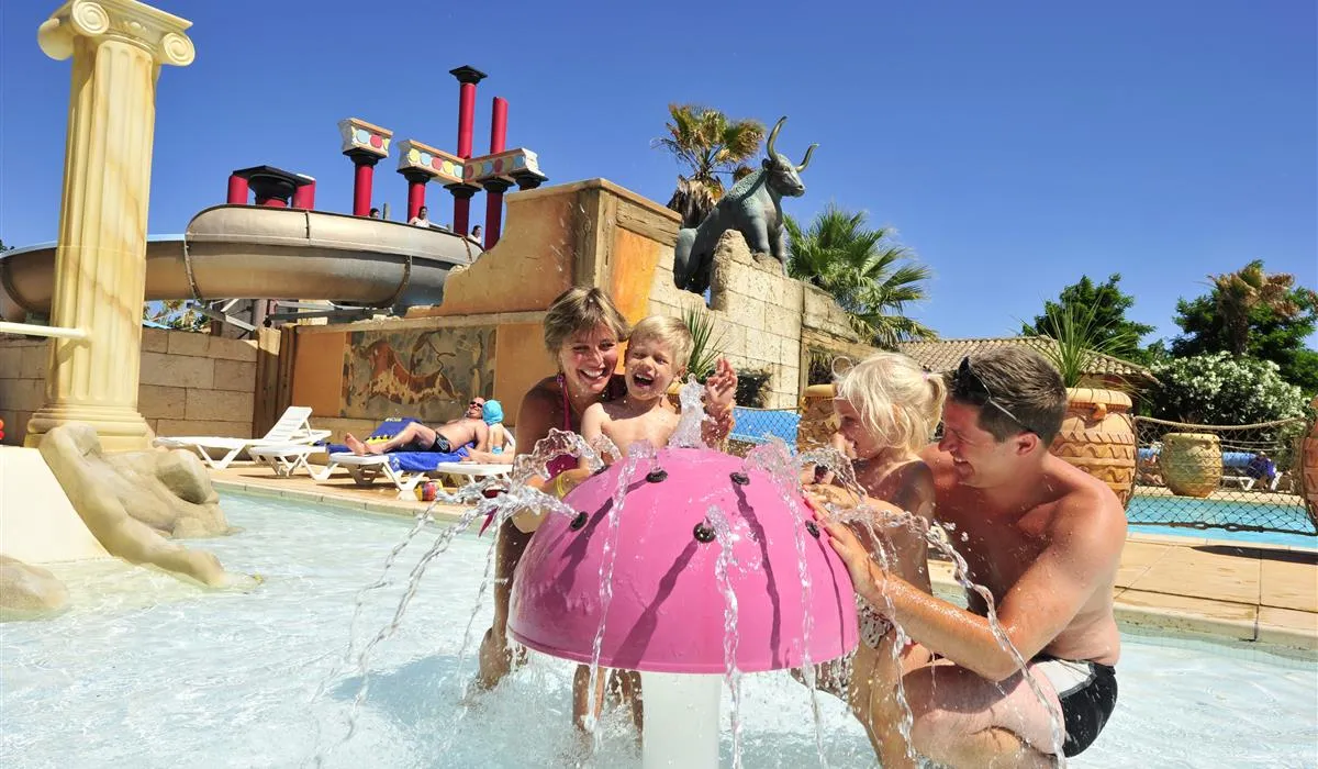 camping-mer-et-soleil-saint-georges-py2jp