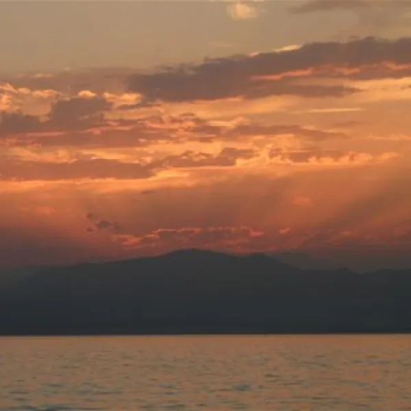 campeggio-spiaggia-doro-lazise-sul-garda-j92m6