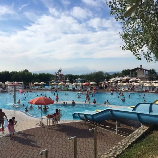 campeggio-spiaggia-doro-lazise-sul-garda-sgjkq