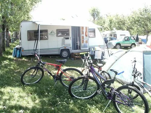 campeggio-spiaggia-doro-lazise-sul-garda-u7sgw