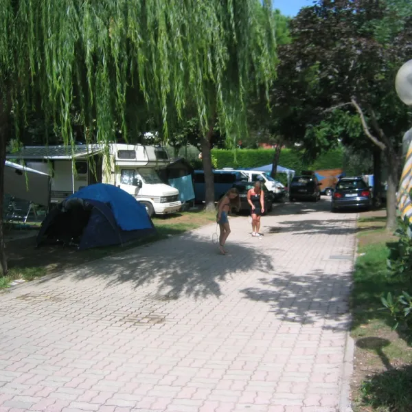 camping-al-porto-casa-tonelli-torbole-sul-garda-yol1l