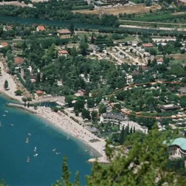 camping-al-porto-casa-tonelli-torbole-sul-garda-yqzkf
