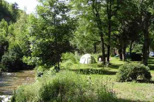 camping-les-peupliers-le-rozier-le-r-bunza