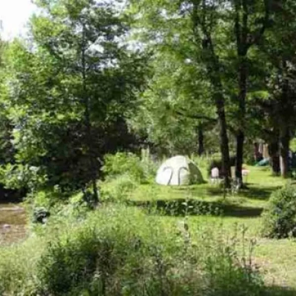 camping-les-peupliers-le-rozier-le-r-bunza