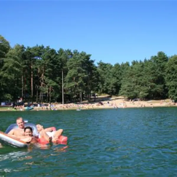 schervenzsee-camping-erholung-schernsdorf-q3tut