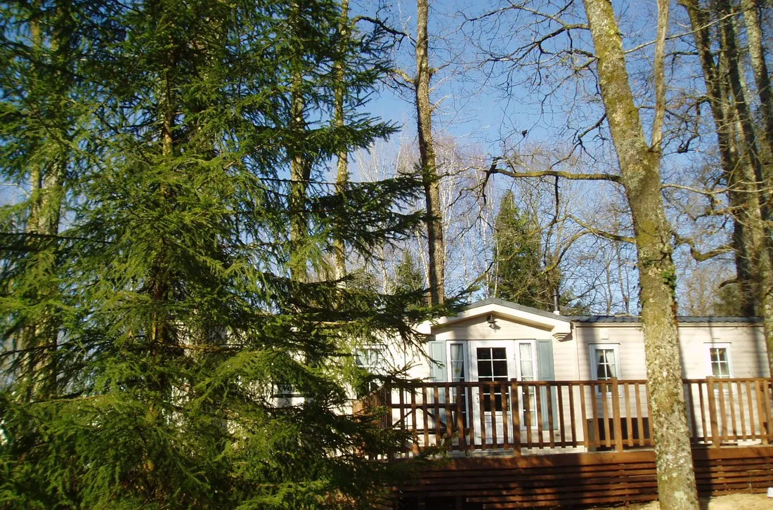 camping-moulin-de-la-geneste-condat-sur-ganaveix-mhrhg