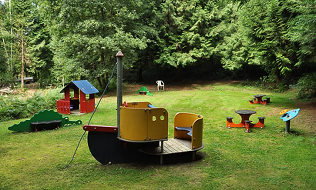 camping-moulin-de-la-geneste-condat-sur-ganaveix-neuni