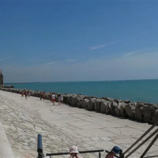 centro-vacanze-pradelle-torri-caorle-h4bzr