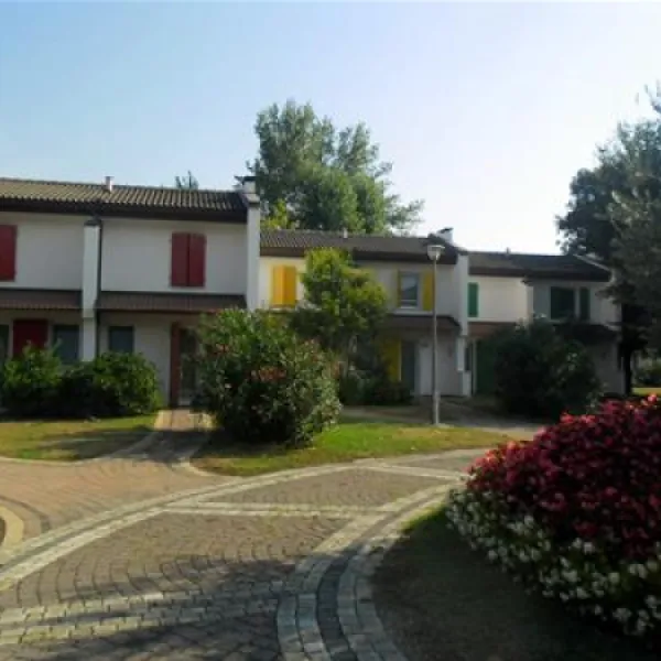 centro-vacanze-pradelle-torri-caorle-hyrs0