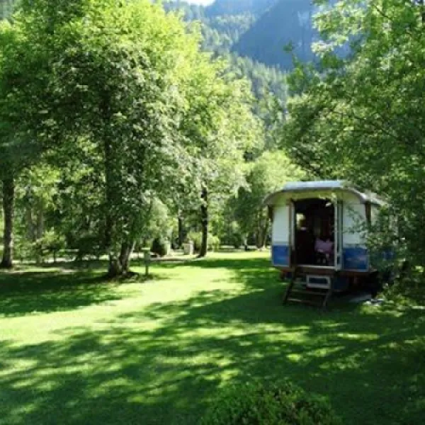 camping-am-see-obertraun-am-hallstttersee-y6pc4