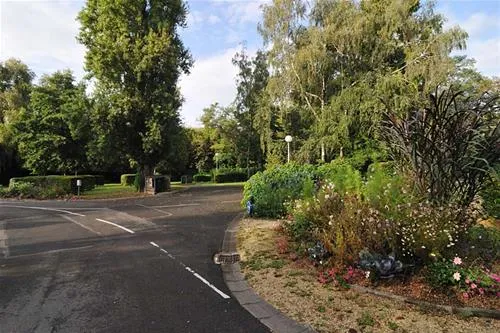 camping-municipal-de-bourges-bourges-uk5hw